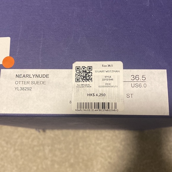 Brand new Stuart Weizmann sandals - Picture 3 of 3